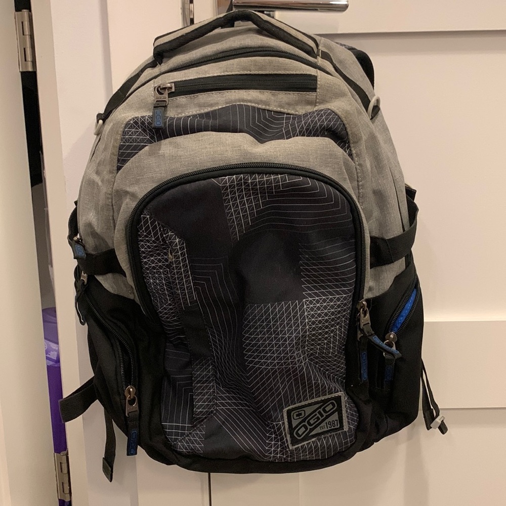 BNWOT OGIO Blue and Grey Backpack